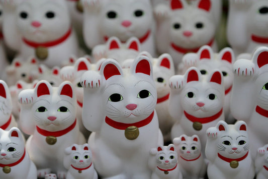 The Lucky Cat: A Symbol of Fortune and Prosperity - The Wabi Sabi Shop