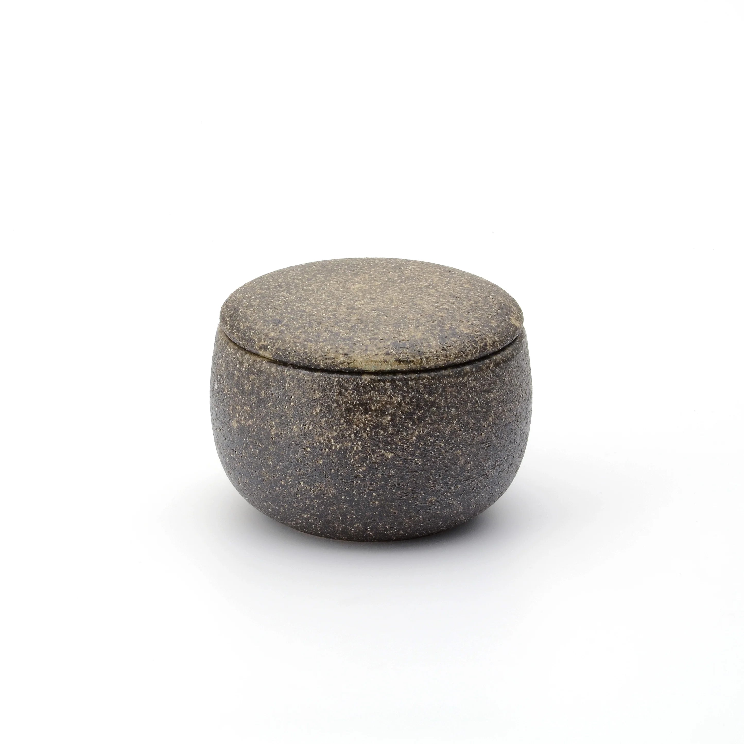 Iga Ohachi Ceramic Rice Serving Pot, large White Birch and small Black Persimmon shown together on a light background.