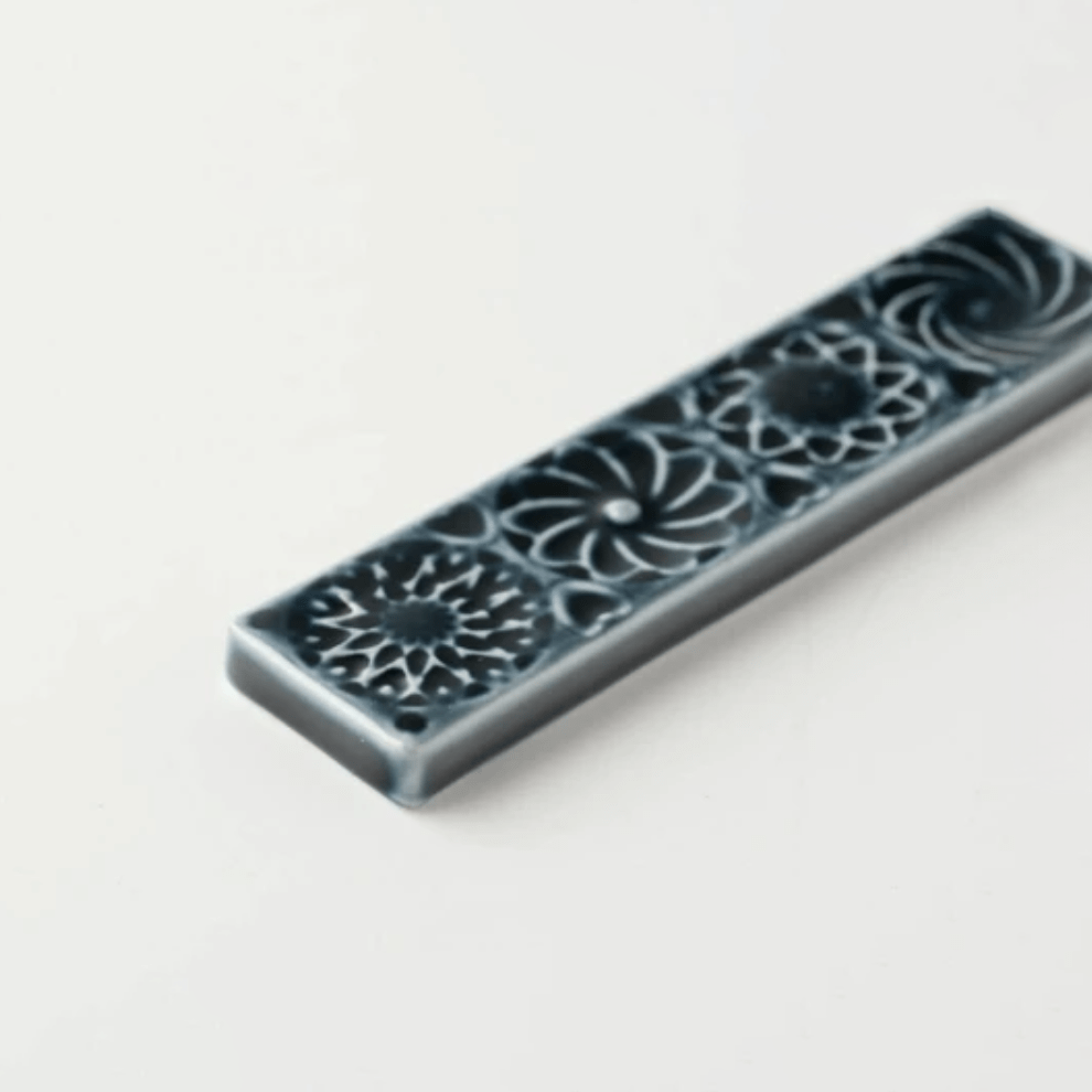 Botanical Motif Cutlery Rest — Navy