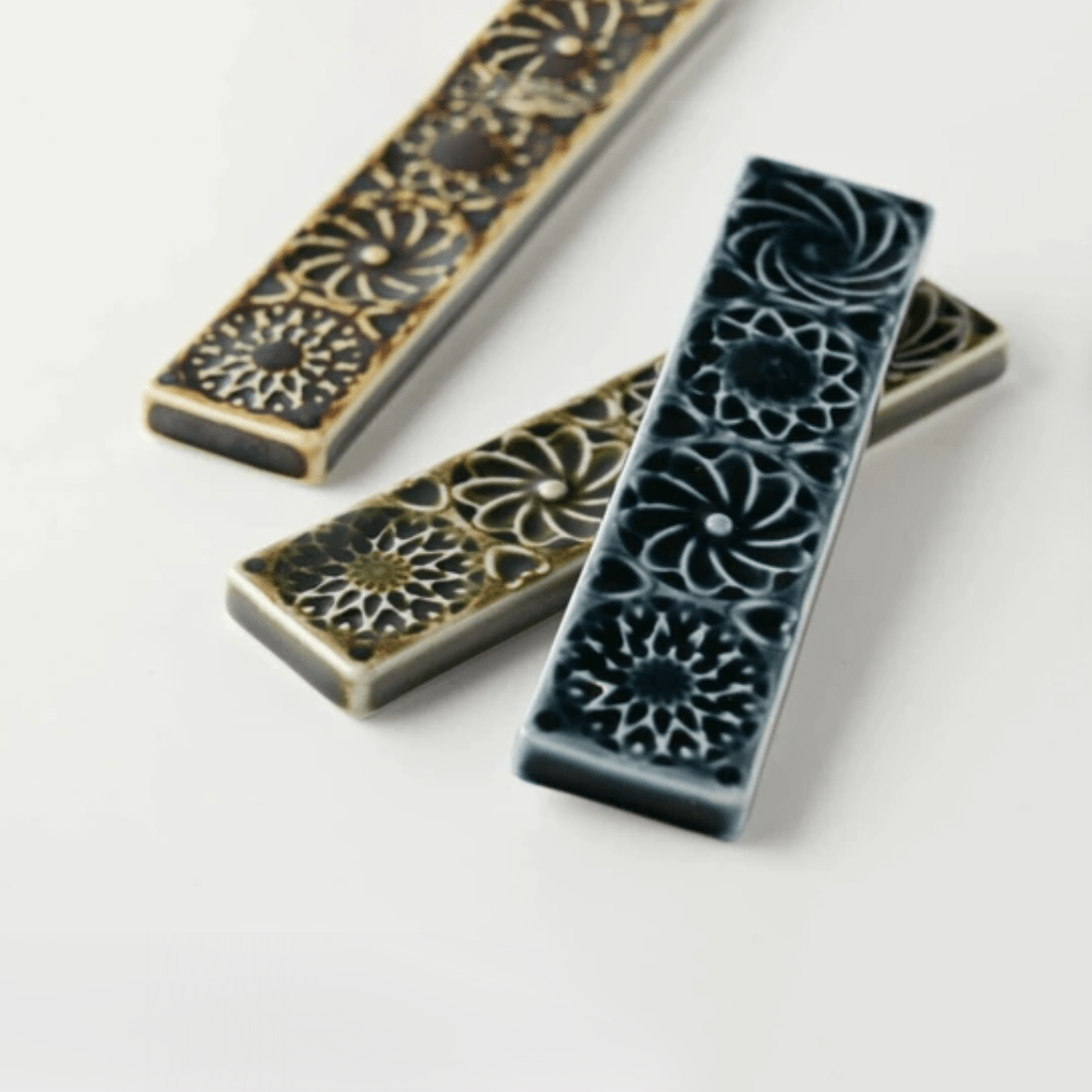Botanical Motif Cutlery Rest — Olive