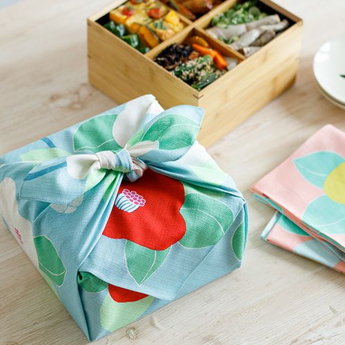 Furoshiki 70 – Hime Musubi Adeline Klam, Camellia Turquoise (Organic Cotton)