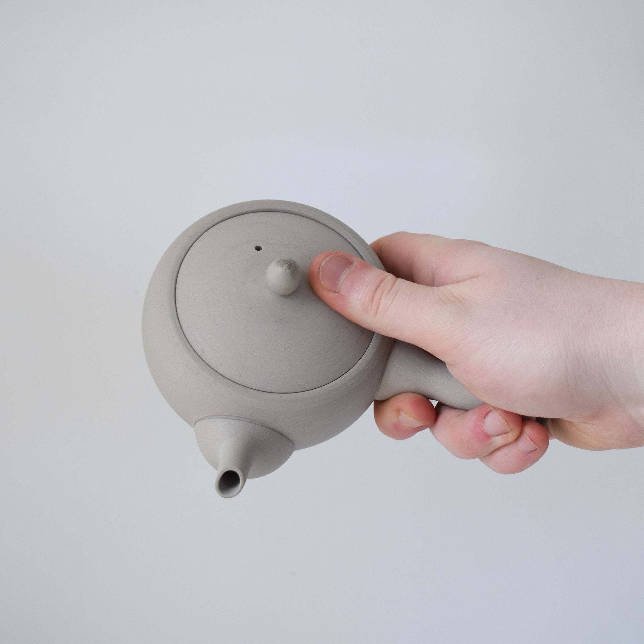 Nankei Apricot Kyusu Teapot — White Clay 320ml