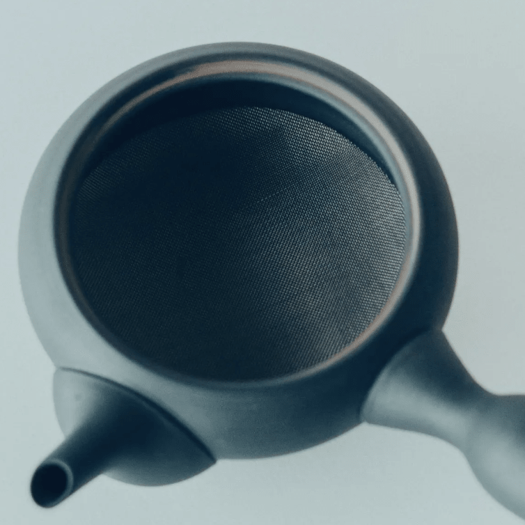 Nankei Apricot Kyusu Teapot — White Clay 320ml