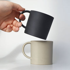 Nankei Cylindrical Ceramic Mug