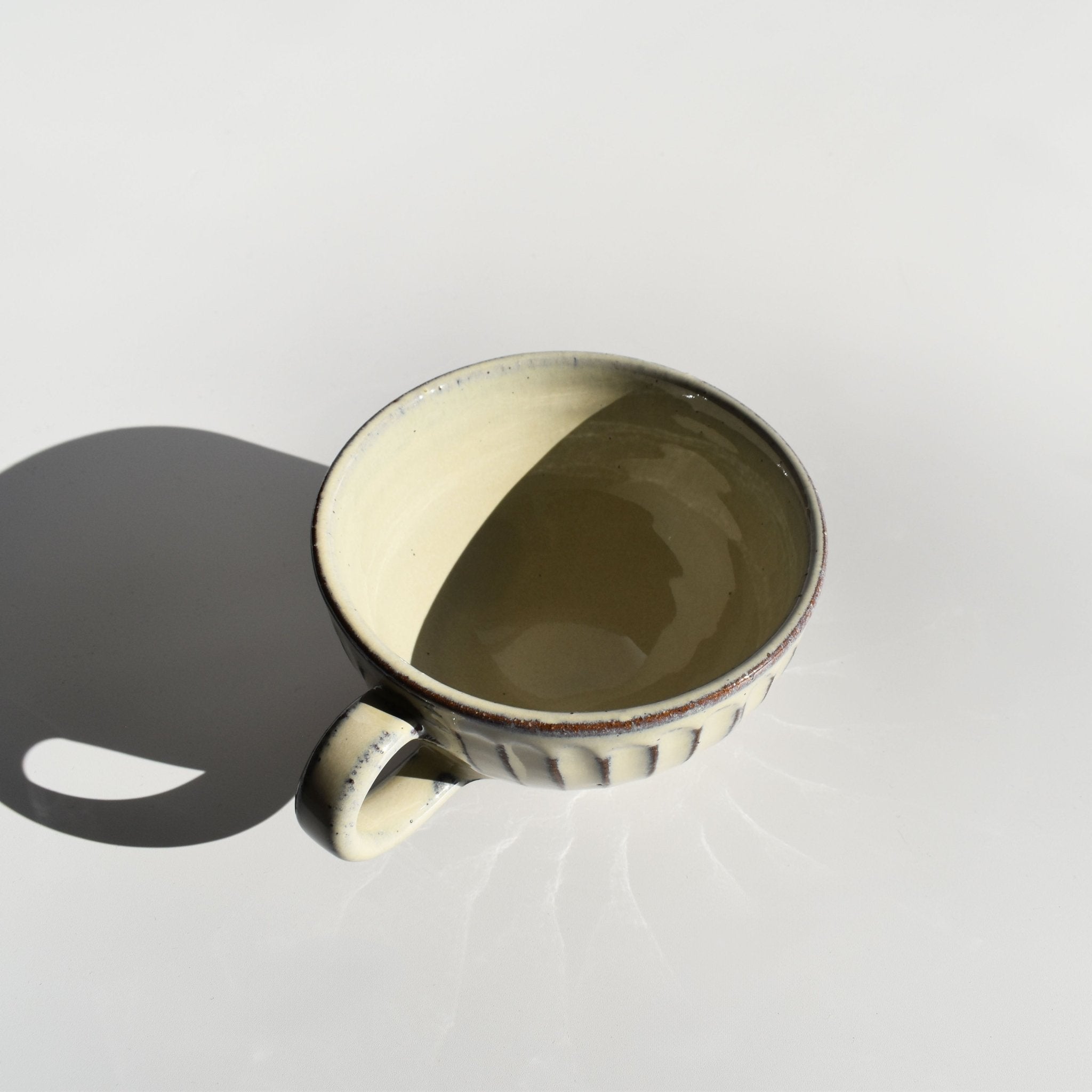 Shigaraki Shiro - yu White Glaze Carved Latte Soup Mug