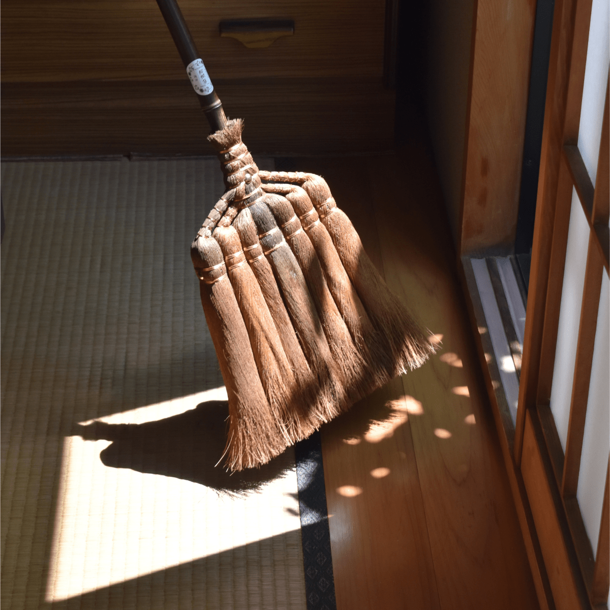 Shuro Broom by Yamamoto Katsunosuke Shoten
