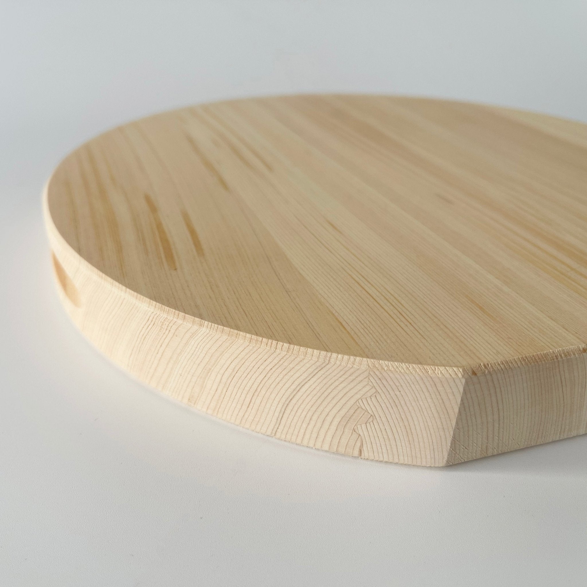 Yamaichi Hinoki Grand Round Cutting Board