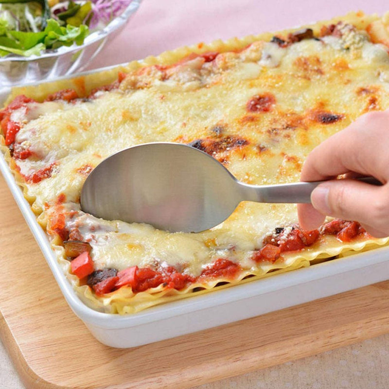 Cut and Serve Spoon in use