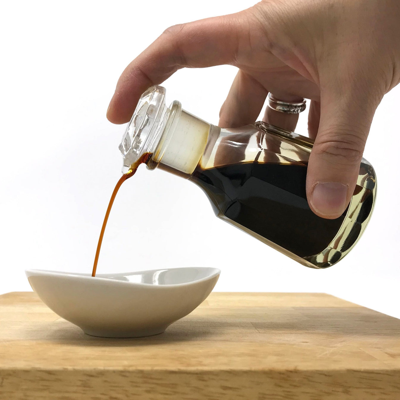Classic Dripless Glass Soy Sauce Dispenser Elegant Kitchen Essential